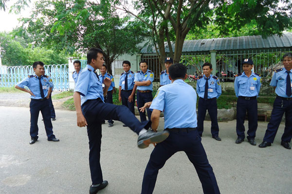 Có cần thiết đi học nghiệp vụ bảo vệ không?